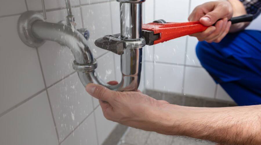 Electric tankless water heater installation in Harviell, MO